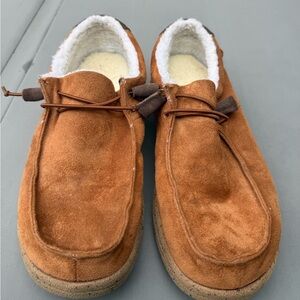 Lamo Men's Brown Suede Loafers